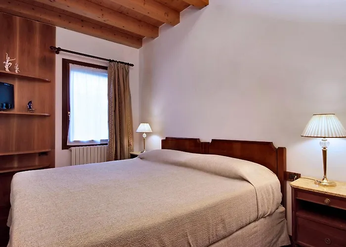 Oda ve Kahvaltı Dacri